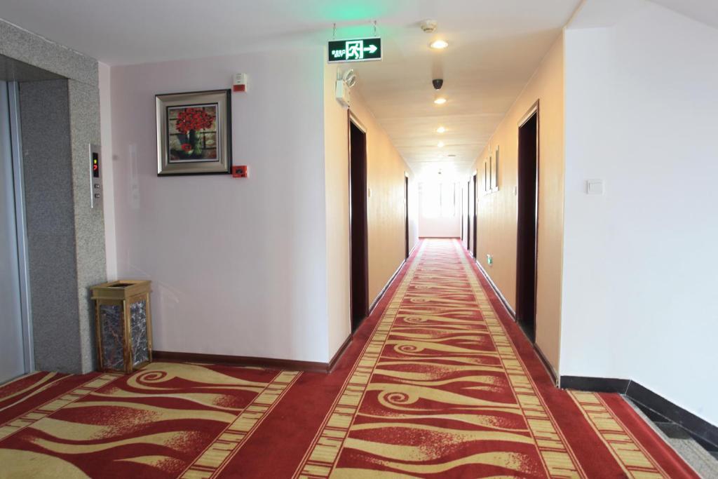 Perfect Season Hotel Guilin Exterior photo