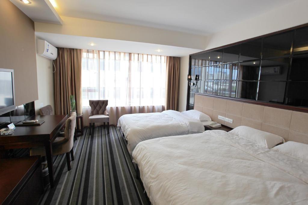 Perfect Season Hotel Guilin Room photo