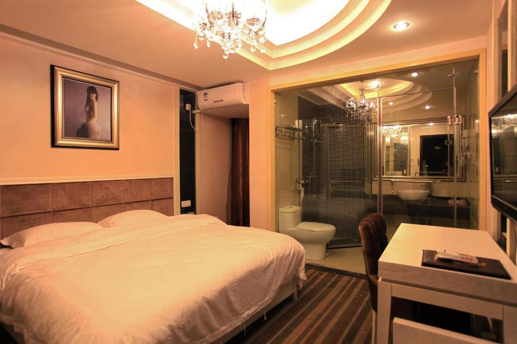 Perfect Season Hotel Guilin Room photo