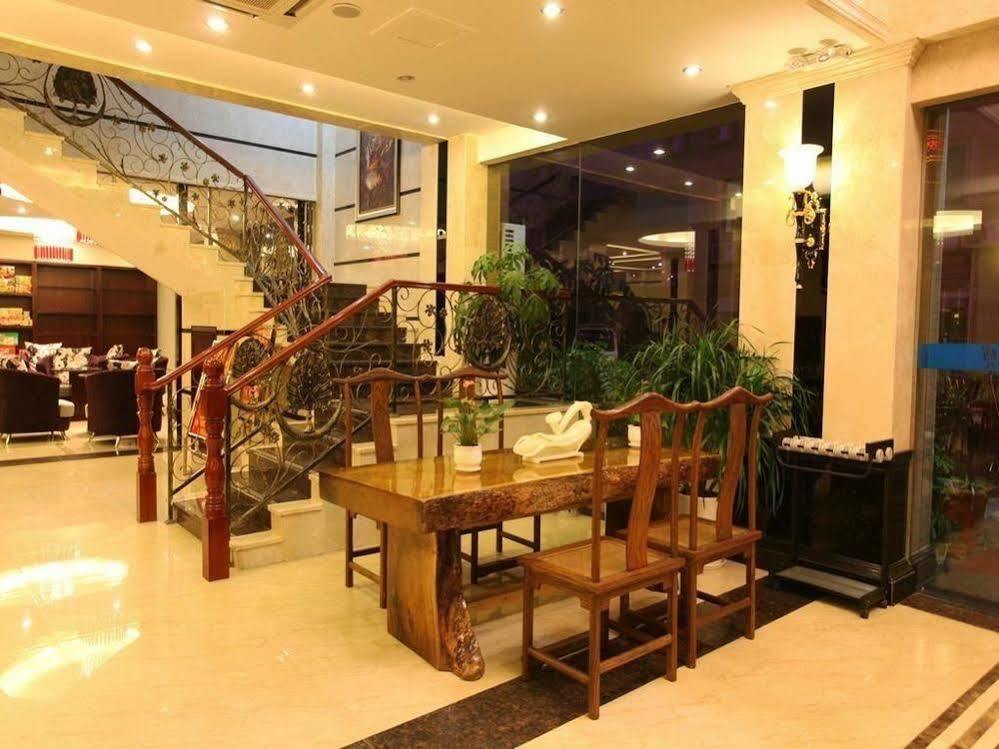 Perfect Season Hotel Guilin Exterior photo