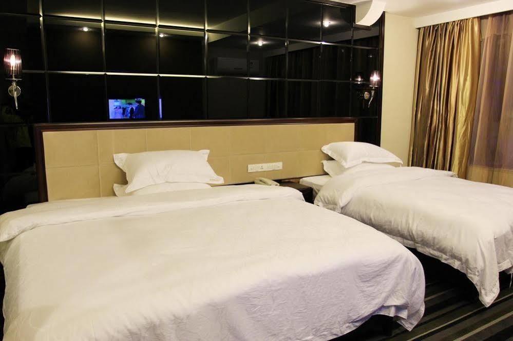 Perfect Season Hotel Guilin Exterior photo