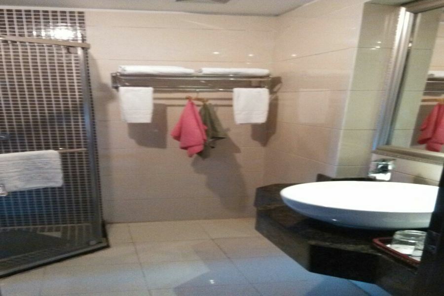 Perfect Season Hotel Guilin Exterior photo